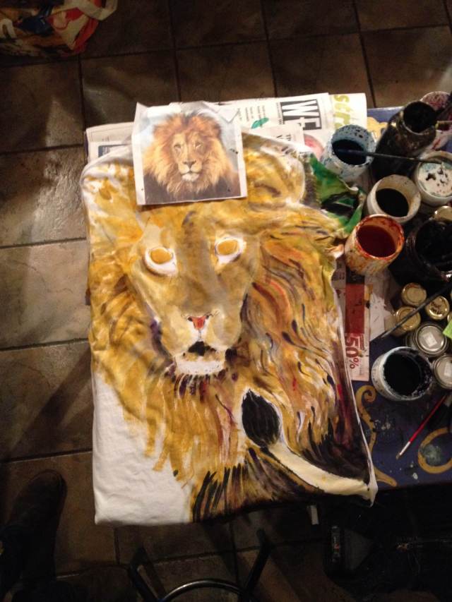 Angel.lion.shirt.2013