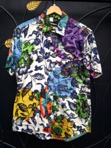 Desigual short-sleeved shirt designed by Christian Lacroix. photo by angelvancouver.com Lacroix.short.sleeve.shirt