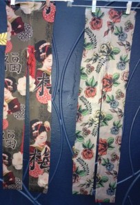 Celeste.Stein.leggings.taupe.mini.geisha.&flowers