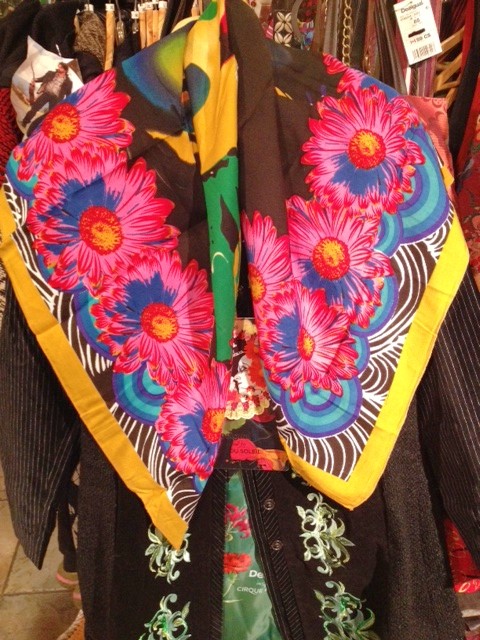 Cirque.Panu.sweet.scarf.&.cirque.coat