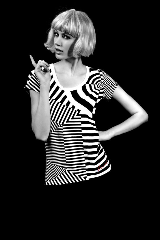 black.and.white.Desigual-Celia-35T2445-t-shirt