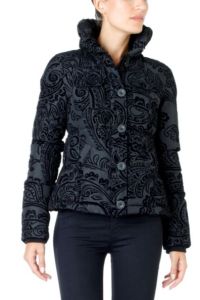Here is the Desigual coat Medianoche in black. It has a front zipper and also has buttons in front, plus two side zippers. It is 20 per cent off this week at Angel Vancouver (angelvancouver.com). Desigual.medianoche.black