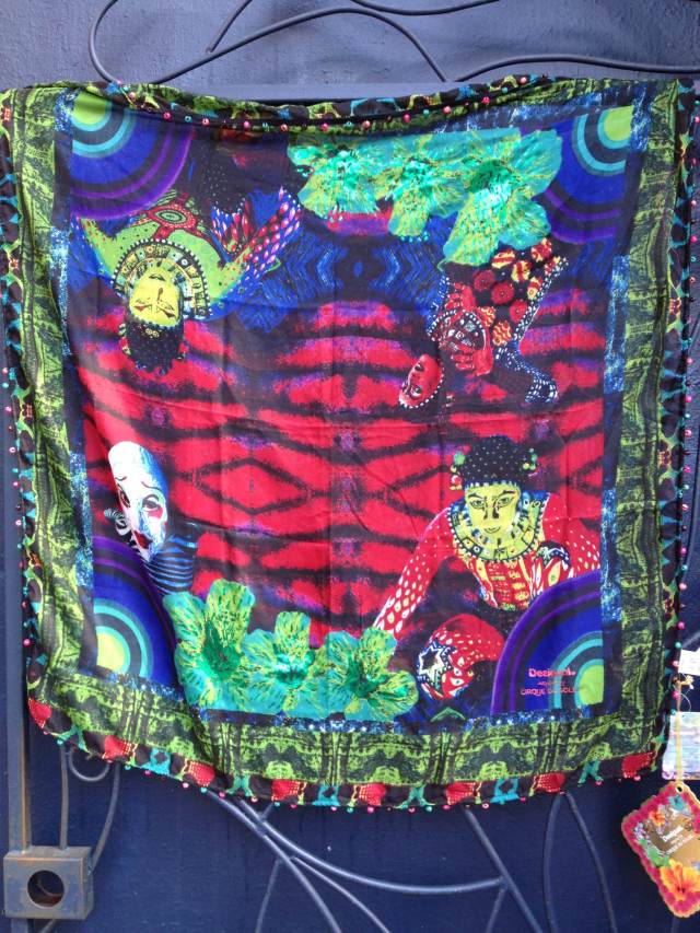 Desigual.Cirque.du.Soleil.scarf