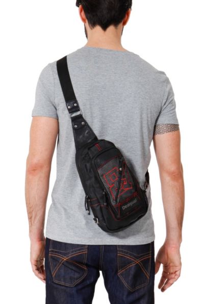 Desigual.mini.shoe.bag.for.men.31X5617_2000_D