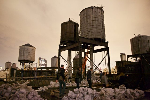 20130522_SPEAKEASY-slide-P5QV-jumbo