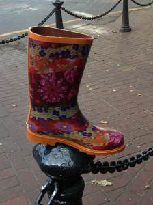Stylin' new rubber boots for the wet weather for fall-winter 2013. $104. A woman from Mexico City bought a pair last week. photo by angelvancouver.com Desigual.stylish.rubber.boots.fall.winter.2013.angelvancouver.com