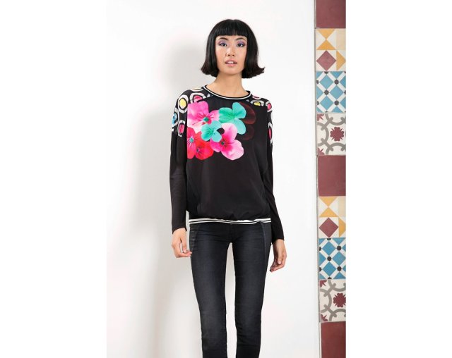 Desigual OSEA t-shirt by Christian Lacroix. $110. Fall-Winter 2015,