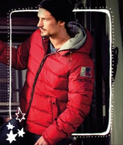 Desigual.Zurtz.coat.Xmas.promo