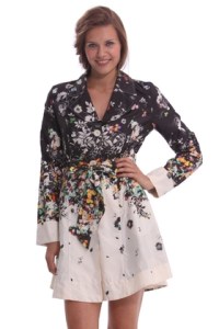 Desigual.woman.LEILA.raincoat.SS2014.41E2906_1015