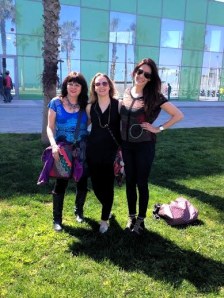 Barcelona.Jackie.Lise.Miriam.in.front.of.Desigual.HQ.2.2014
