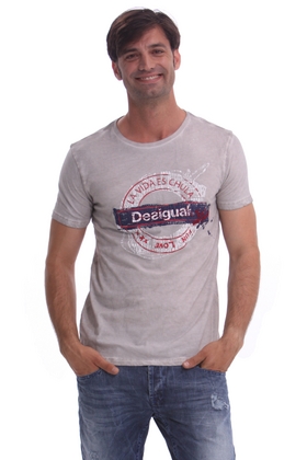 Desigual UNDERGROUND T-shirt. $74. Now at Angel