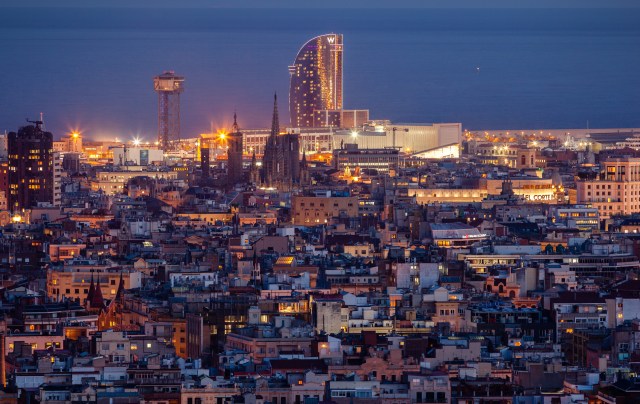 W_Barcelona_Hotel_Ricardo_Bofill_Taller_Arquitectura_Barcelona_Spain_11b