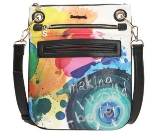 This Desigual BANDOLERA STROKER bag looks hand-painted. Spring-Summer 2016 collection.
