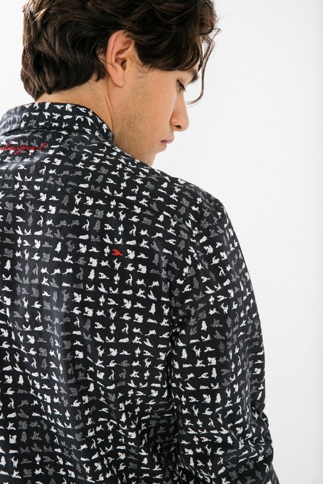 Desigual.CAMASUTRA.shirt.close-up.$109.FW2015