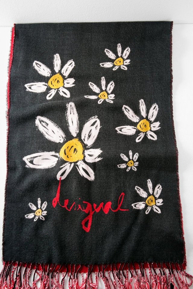 Desigual MARGARITAS scarf. $104.95. Fall-Winter 2015.