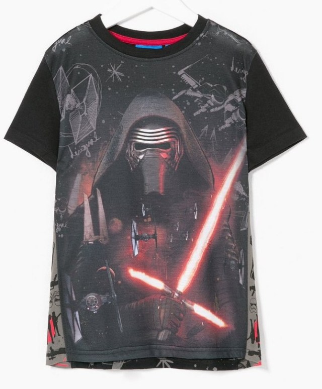 Desigual STAR WARS CREUS T-shirt with image of Kylo Ren. $59.95. Spring-Summer 2016.
