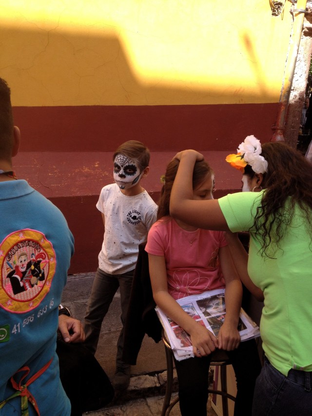 day-of-the-dead-facepainting-sanmiguel