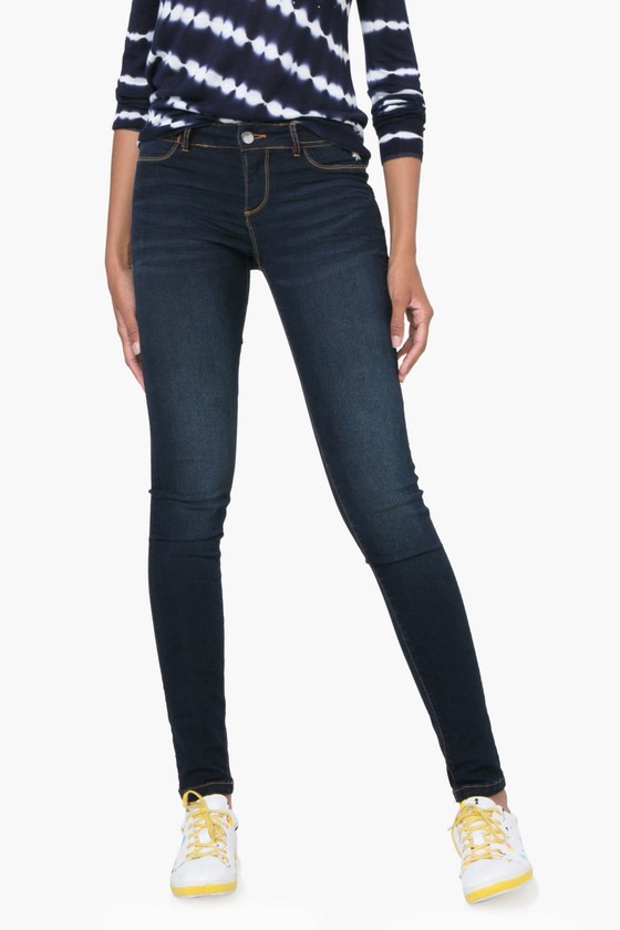 desigual-woman-denim-2nd-skin-149-95-ss2017-71d2jf2_5008
