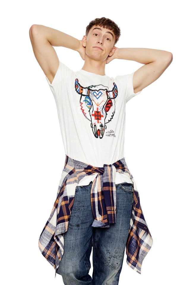 Desigual BERTO T-shirt for men with embroidered design, inspired by Arizona. $105.9