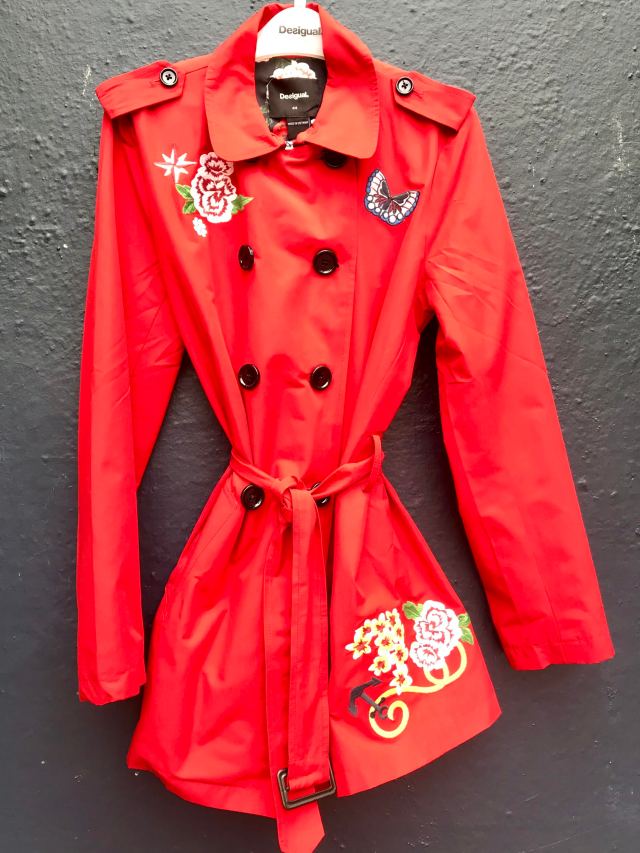 Desigual MURIELLE red trench coat. Was $235.95, now $118. Spring-Summer 2018 collection. photo by angelvancouver.com