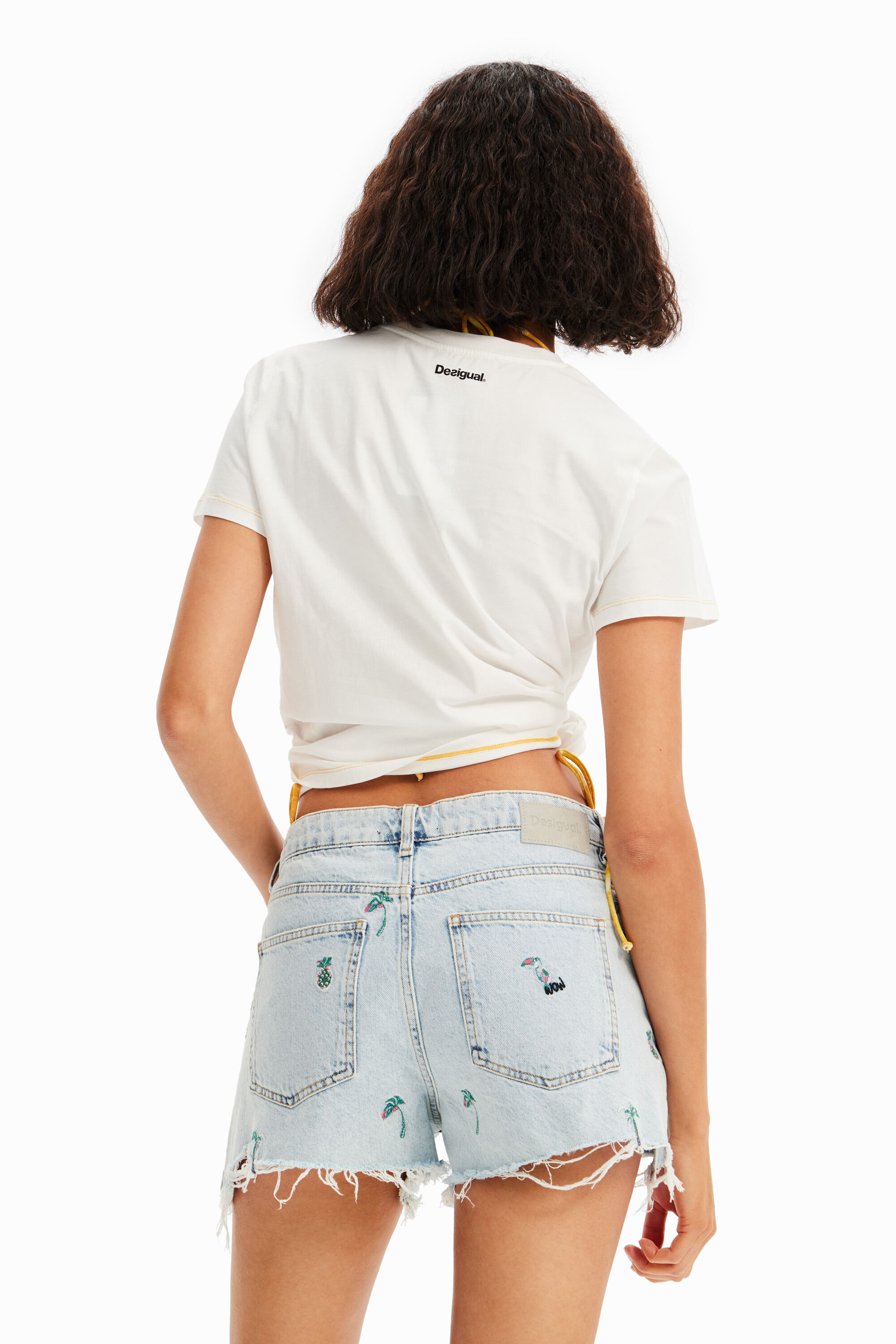 Desigual MILANO embroidered denim shorts 100% cotton 23SWDD04